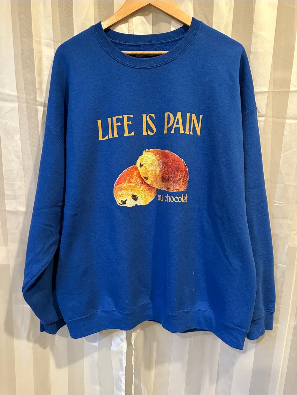 Blue "Life Is Pain" Graphic Sweatshirt